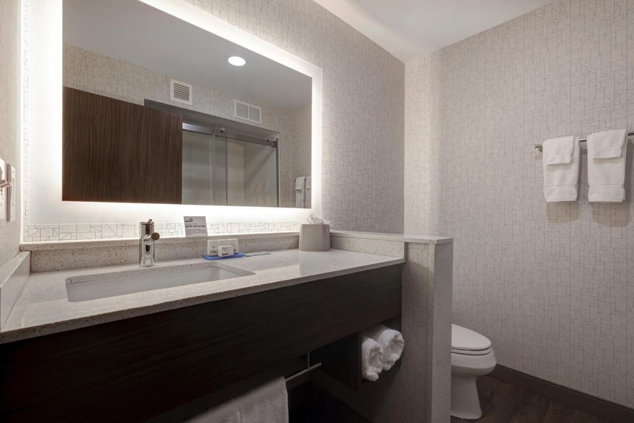 Holiday Inn Express & Suites - Ann Arbor - University South By Ihg Exterior foto